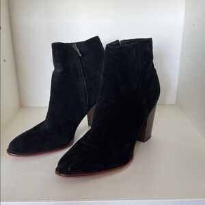 Sam Edelman Women's Blake Black Suede Pointed Toe Ankle Booties Boots size 10